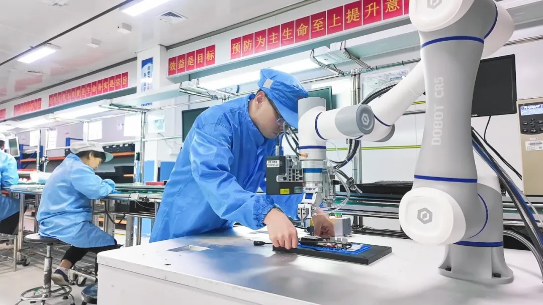 国内协作机器人第一股！深圳越疆科技香港上市