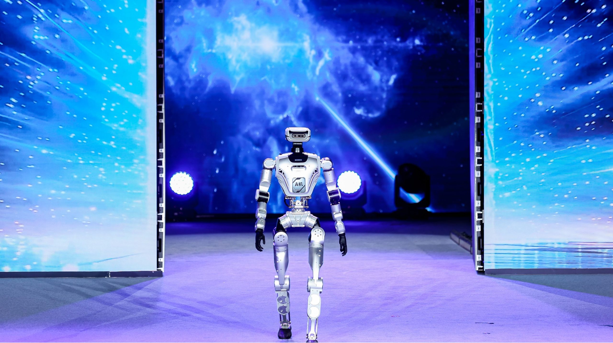 LimX, Kyland unveil China's first humanoid robot with domestic electronic architecture - RobotHOT